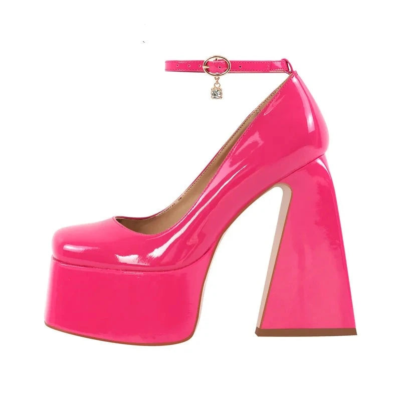 "Sissy Savannah" Chunky Platform